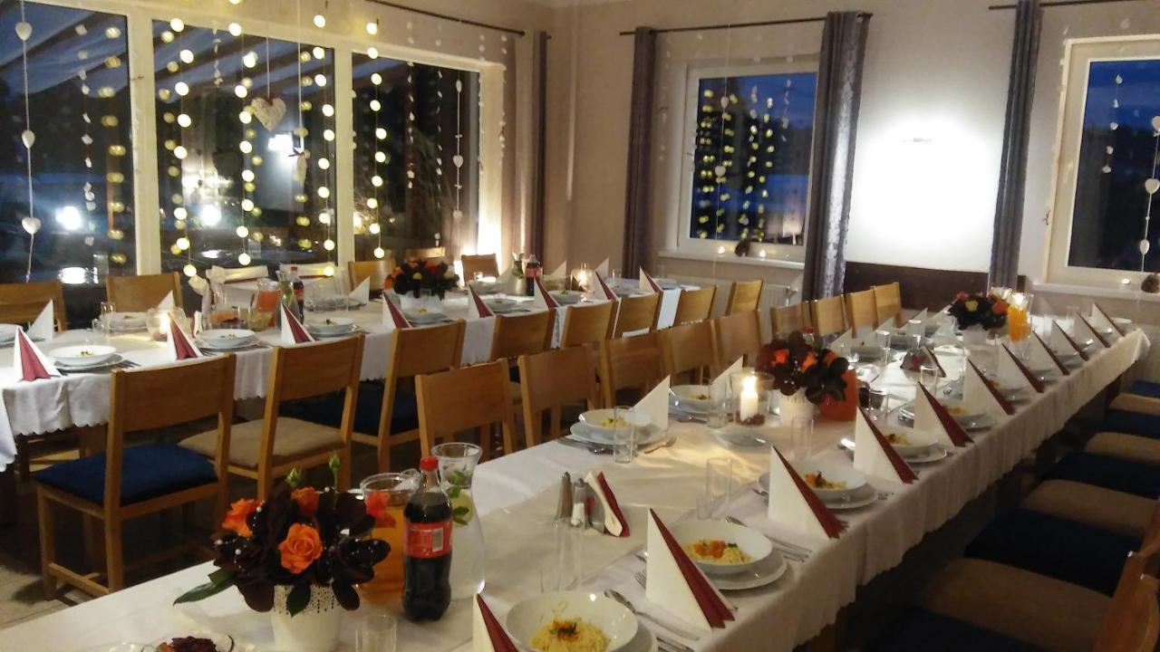 Pokoje Goscinne Przylesie Łobez Exterior foto